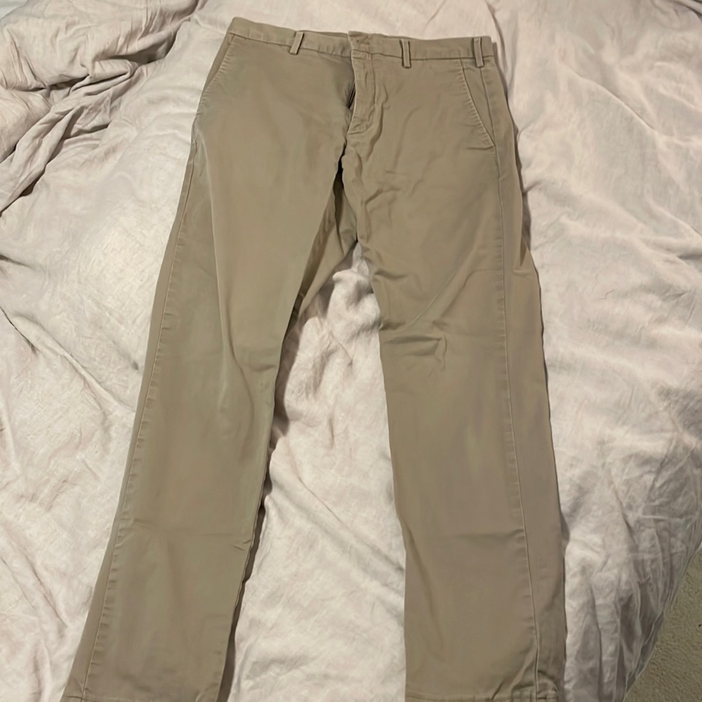 Uniqlo khaki pants